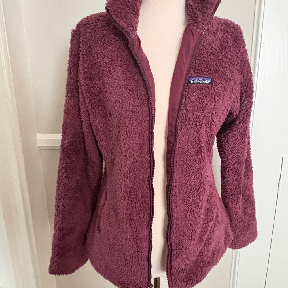 Patagonia Women's Teddy Fleece Jacket - Burgundy - Picture 2 of 6